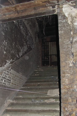 Upper Staircase: Shoreditch Station